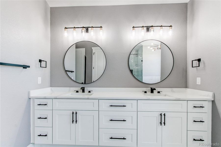 Image 47 of a home in .