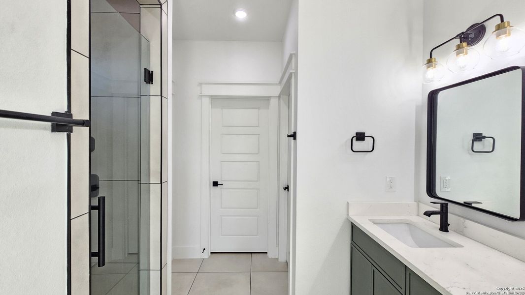 Furnished interior view inside a new home in , Atascosa (Image 8). Furnished interior view inside a new home in , Atascosa (Image 8).