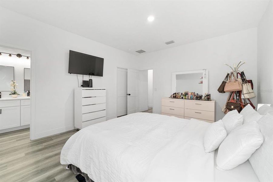 Furnished interior view inside a new home in , Ocala (Image 25). Furnished interior view inside a new home in , Ocala (Image 25).