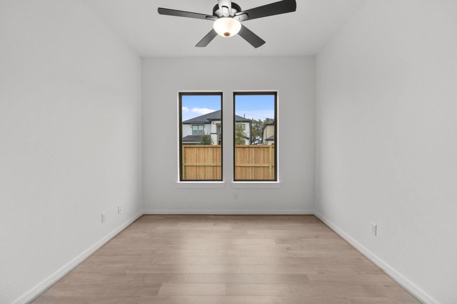 Spacious, unfurnished interior of a new home in Harvest Green - Final Opportunities, Richmond (Image 16).