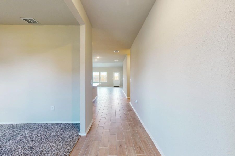 Spacious, unfurnished interior of a new home in Cascades at Onion Creek, Austin (Image 12). Spacious, unfurnished interior of a new home in Cascades at Onion Creek, Austin (Image 12).