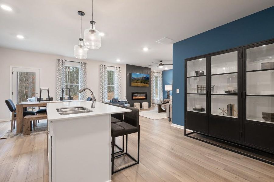 Furnished interior view inside a new home in Chapel Hill, Newnan (Image 5).