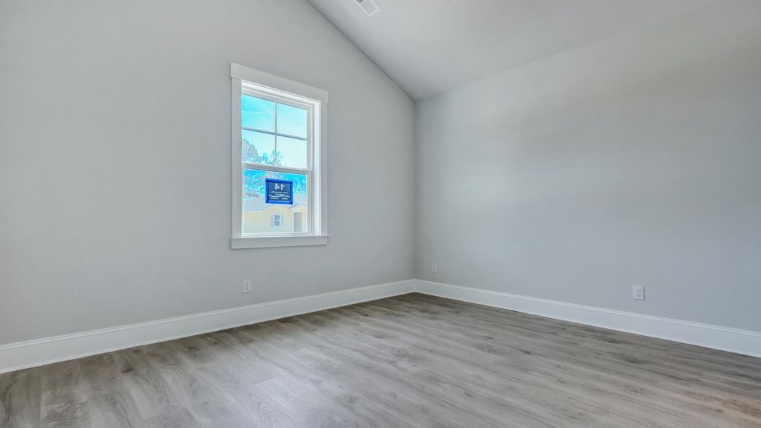 Spacious, unfurnished interior of a new home in Berkeley Bay, Ridgeville (Image 12).