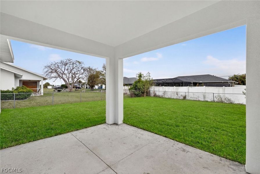 Exterior details and patio area of a home in Cape Coral, Cape Coral (Image 20).