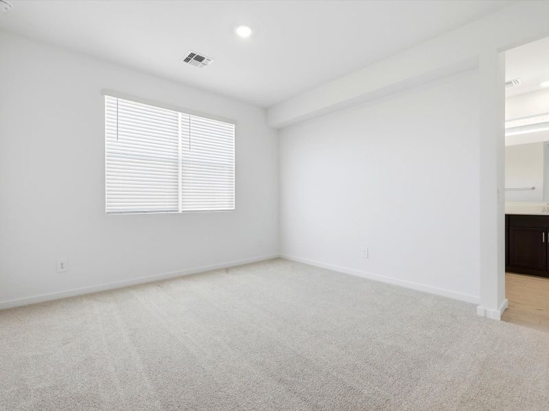 Spacious, unfurnished interior of a new home in Silva Farms - Classic Series, Goodyear (Image 15).