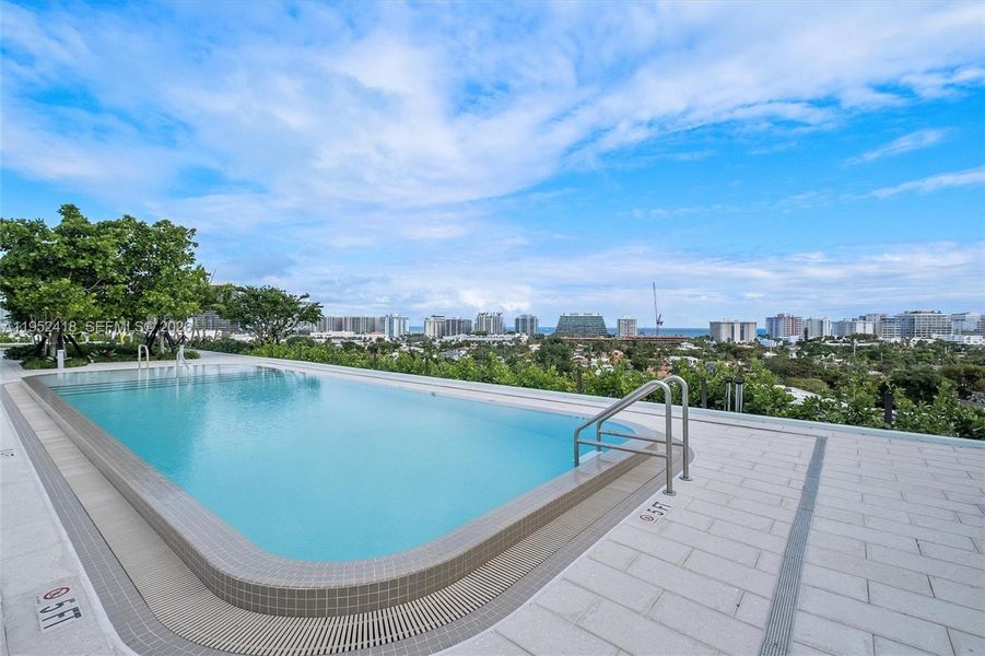 Community amenities in , Bay Harbor Islands (Image 49). Community amenities in , Bay Harbor Islands (Image 49).