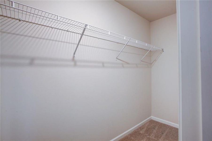 Spacious, unfurnished interior of a new home in , Acworth (Image 18).
