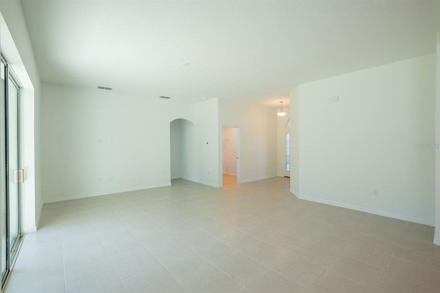 Spacious, unfurnished interior of a new home in , Palm Coast (Image 24).