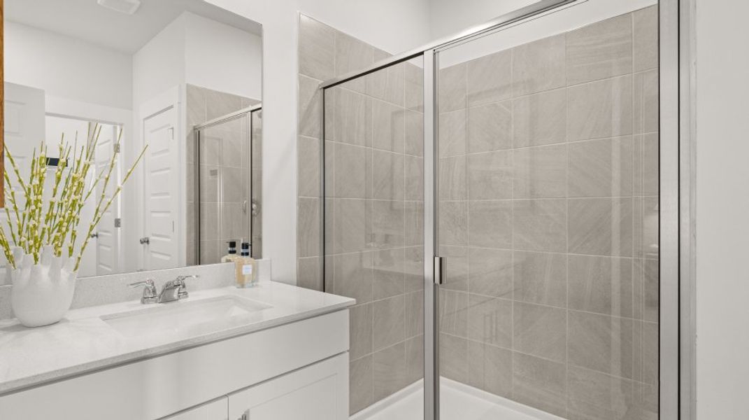Avenue One Lebanon Place EI Walk In Shower