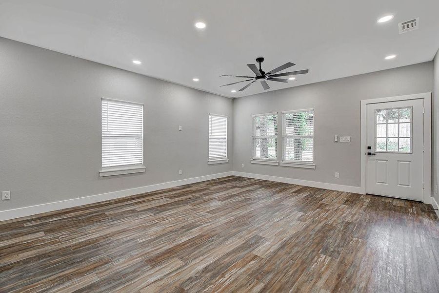 Spacious, unfurnished interior of a new home in , Alvarado (Image 13). Spacious, unfurnished interior of a new home in , Alvarado (Image 13).