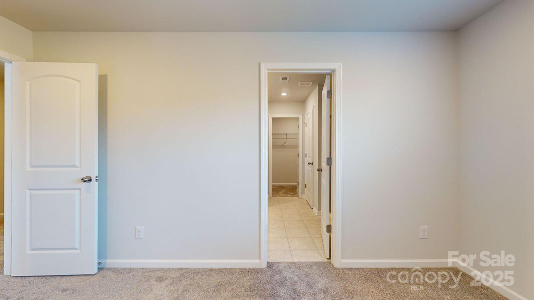 Spacious, unfurnished interior of a new home in , Charlotte (Image 13).