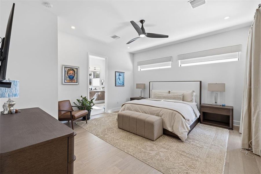 Furnished interior view inside a new home in , Tampa (Image 30).