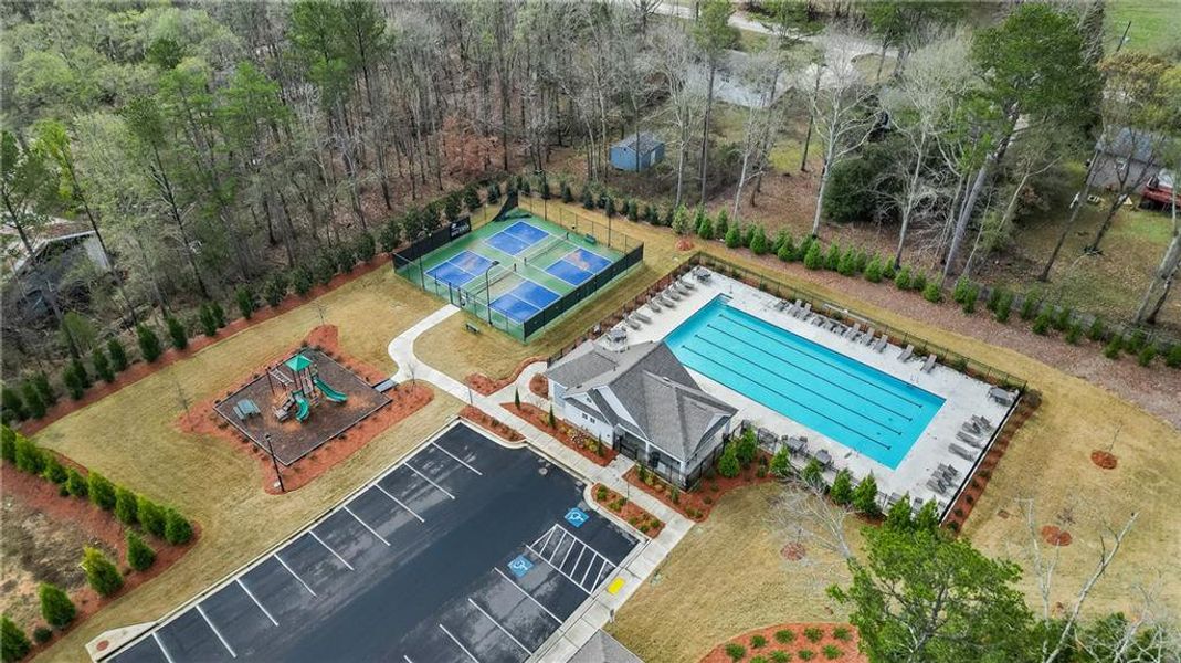 Community amenities in Reunion, Flowery Branch (Image 18).