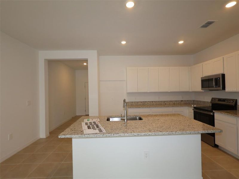 Furnished interior view inside a new home in Southpointe, Palmetto (Image 6).