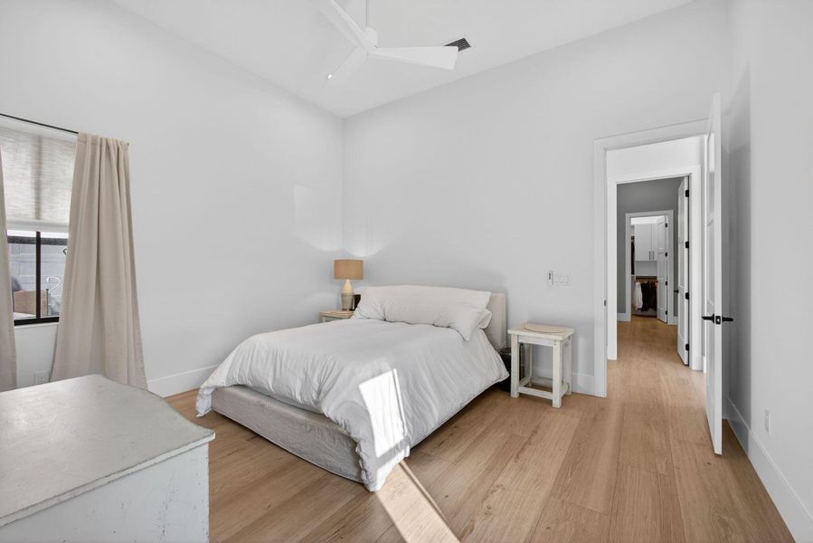 Furnished interior view inside a new home in , Palm Beach Gardens (Image 11).