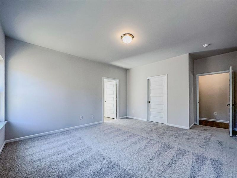 Spacious, unfurnished interior of a new home in , Caddo Mills (Image 26).