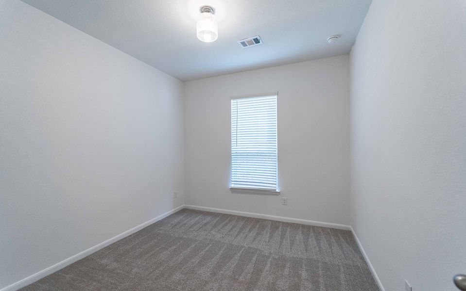 Spacious, unfurnished interior of a new home in Solterra, Mesquite (Image 19).