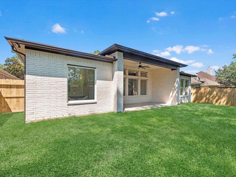 Front exterior of a new home in , Montgomery, TX, highlighting curb appeal (Image 23). Front exterior of a new home in , Montgomery, TX, highlighting curb appeal (Image 23).