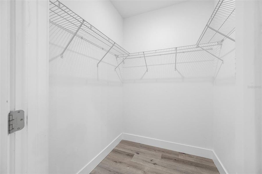 Spacious, unfurnished interior of a new home in , St. Petersburg (Image 12).