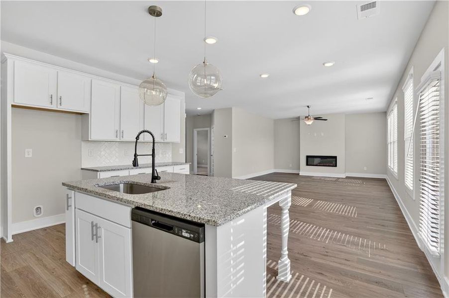 Furnished interior view inside a new home in , Villa Rica (Image 9).