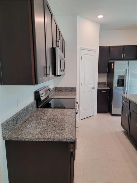 Furnished interior view inside a new home in , Lakeland (Image 7).