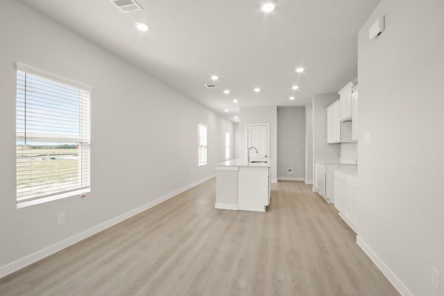 Spacious, unfurnished interior of a new home in Northpark South, Porter (Image 19). Spacious, unfurnished interior of a new home in Northpark South, Porter (Image 19).