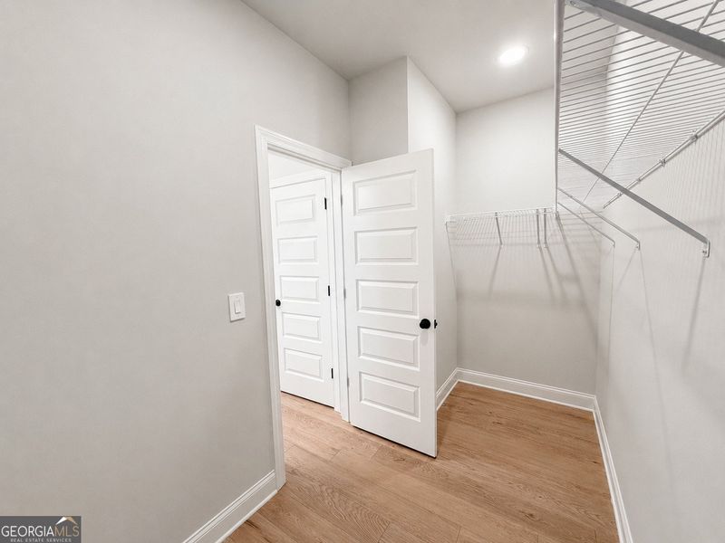 Spacious, unfurnished interior of a new home in Harley Farms South, Bonaire (Image 21). Spacious, unfurnished interior of a new home in Harley Farms South, Bonaire (Image 21).