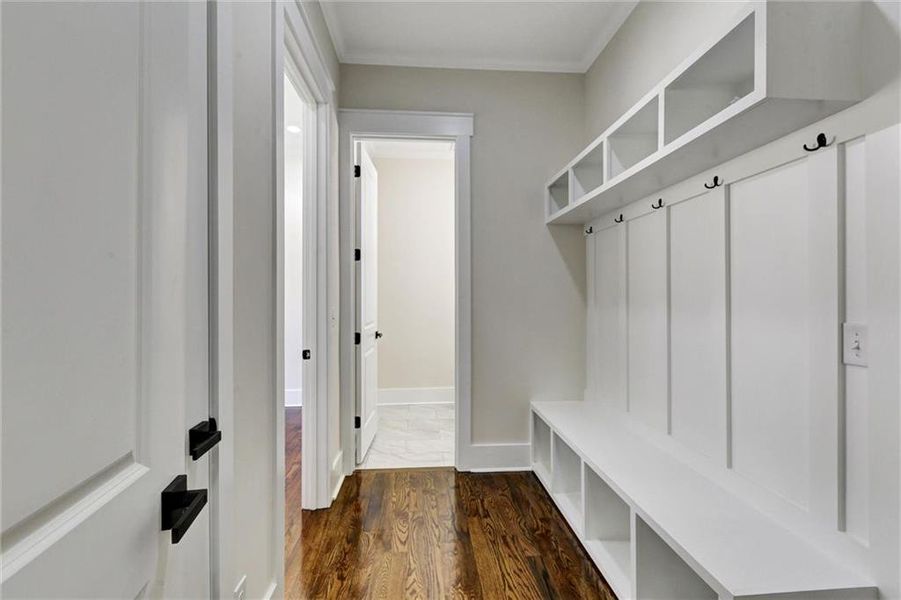 Spacious, unfurnished interior of a new home in , Snellville (Image 34). Spacious, unfurnished interior of a new home in , Snellville (Image 34).