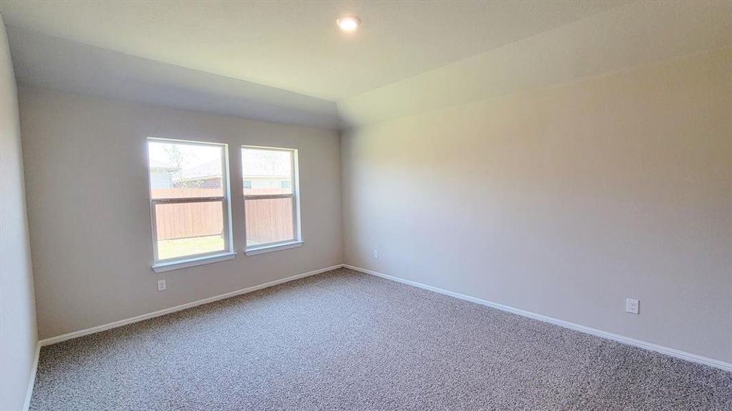 Spacious, unfurnished interior of a new home in Highlands at Chapel Creek, Fort Worth (Image 9). Spacious, unfurnished interior of a new home in Highlands at Chapel Creek, Fort Worth (Image 9).