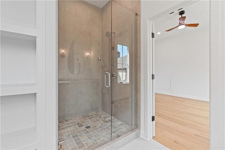 Image 102 of a home in .