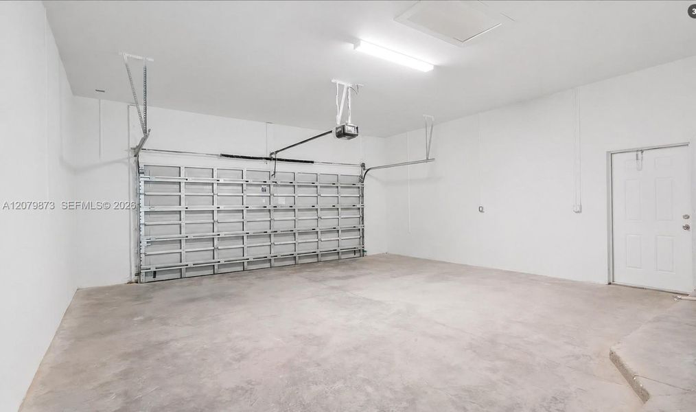 Spacious, unfurnished interior of a new home in , Lehigh Acres (Image 15). Spacious, unfurnished interior of a new home in , Lehigh Acres (Image 15).