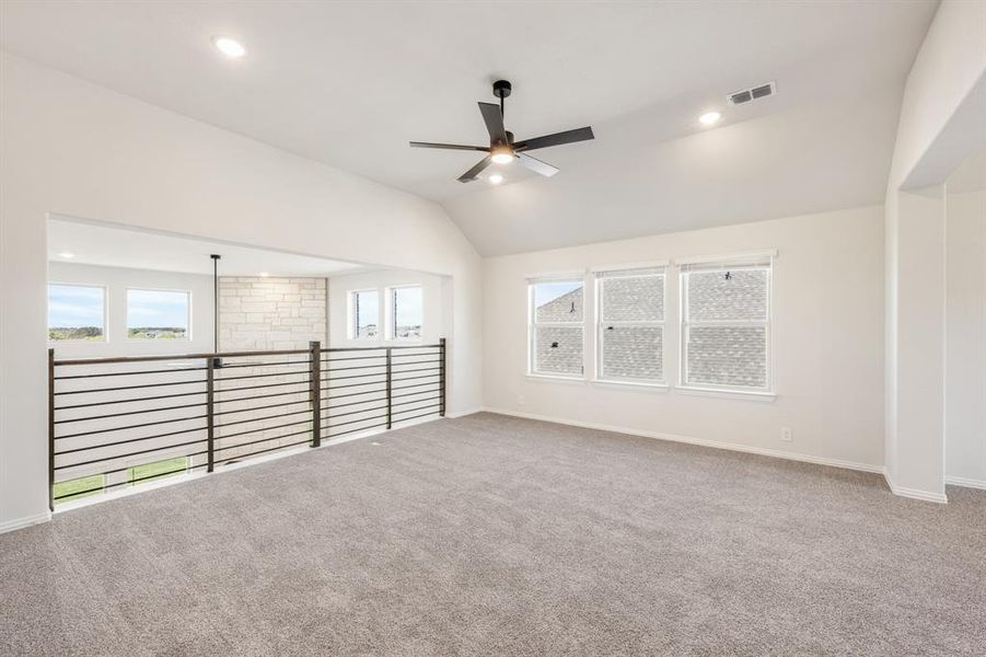 Spacious, unfurnished interior of a new home in Villages of Walnut Grove, Midlothian (Image 22). Spacious, unfurnished interior of a new home in Villages of Walnut Grove, Midlothian (Image 22).
