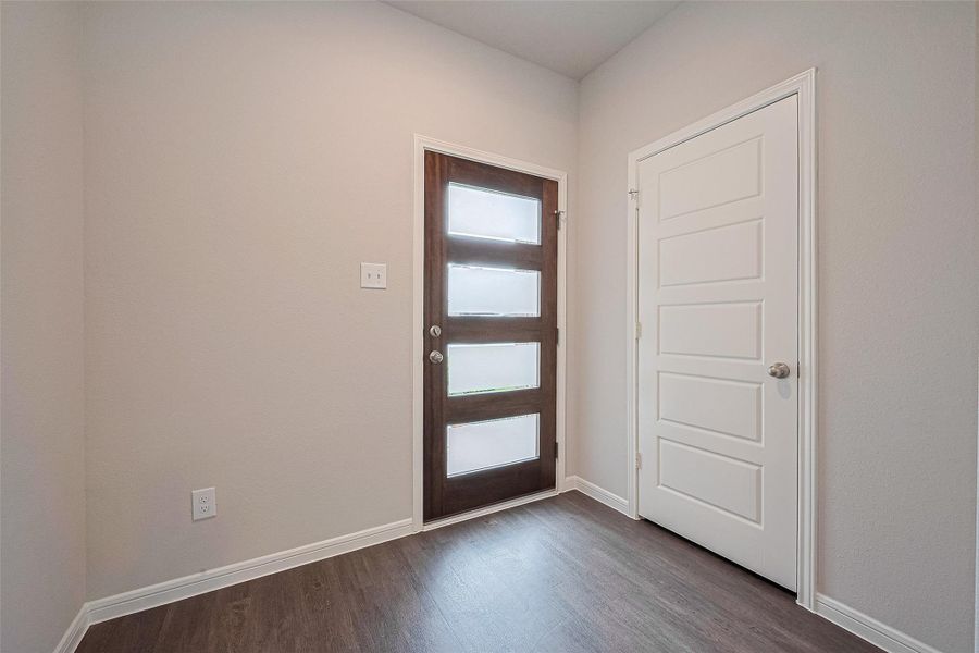 Spacious, unfurnished interior of a new home in Woodland Lakes, Huffman (Image 30). Spacious, unfurnished interior of a new home in Woodland Lakes, Huffman (Image 30).