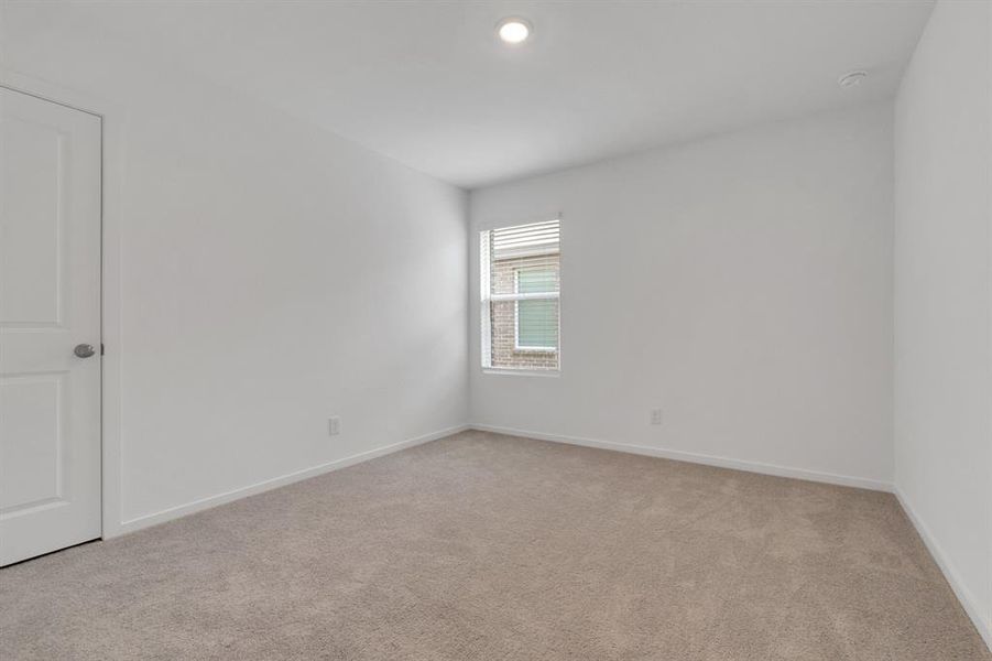 Spacious, unfurnished interior of a new home in Falcon Heights, Forney (Image 25).
