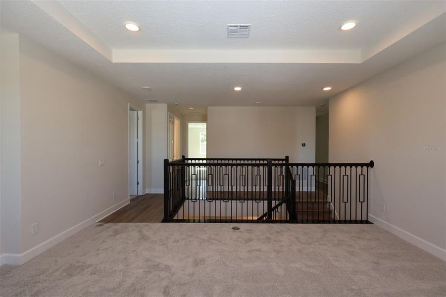 Spacious, unfurnished interior of a new home in Eden at Crossprairie, St. Cloud (Image 21).