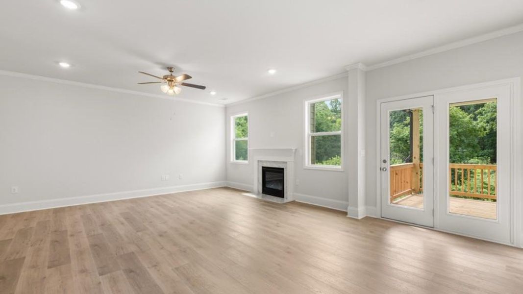 Spacious, unfurnished interior of a new home in Haven Abbey, Cumming (Image 15).