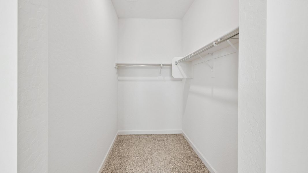 Spacious, unfurnished interior of a new home in Apache Farms, Buckeye (Image 21).