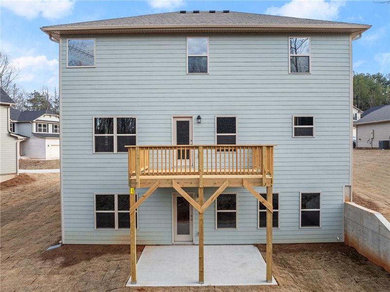 Exterior details and patio area of a home in Magnolia Villas, Cornelia (Image 4).