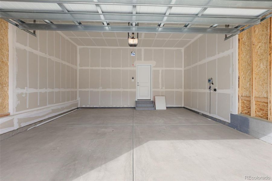 Image 34 of a home in The Manors Collection at Golden Overlook.