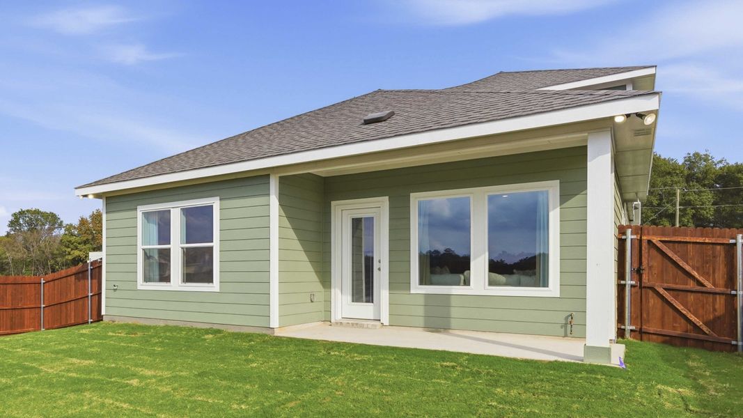 Representative exterior details of a home built from the HANNA by D.R. Horton in Blaire Lake, Tyler (Image 25). Representative exterior details of a home built from the HANNA by D.R. Horton in Blaire Lake, Tyler (Image 25).