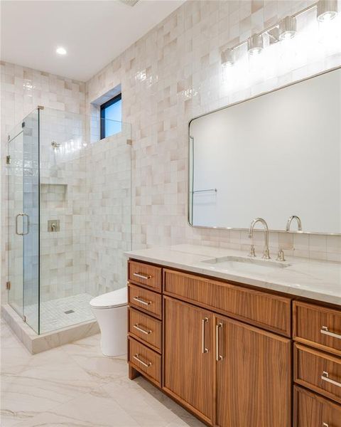 Furnished interior view inside a new home in , Dallas (Image 4).