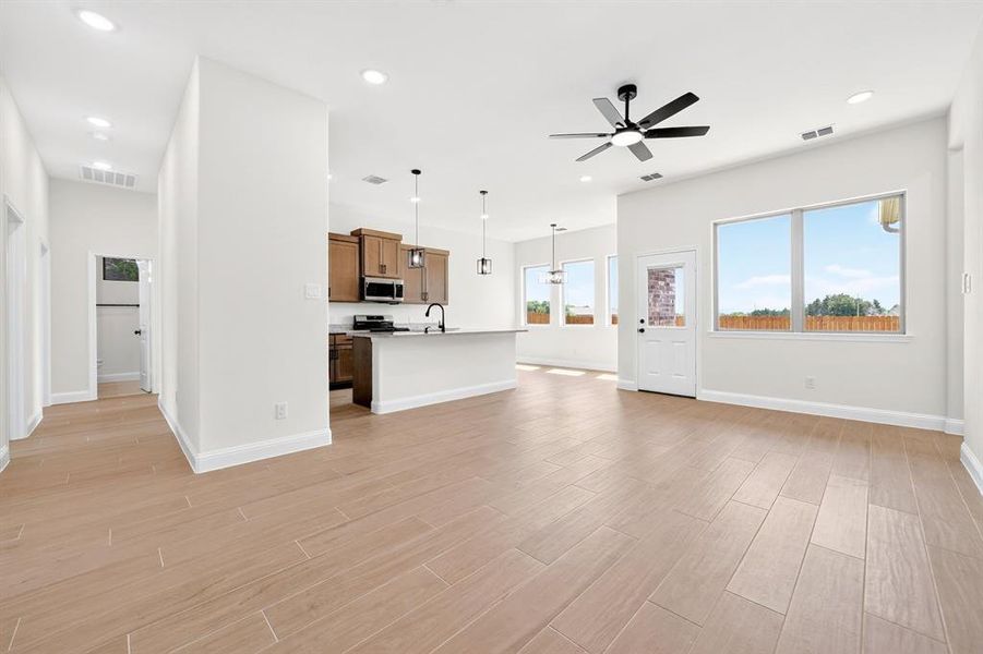 Spacious, unfurnished interior of a new home in , Greenville (Image 20). Spacious, unfurnished interior of a new home in , Greenville (Image 20).