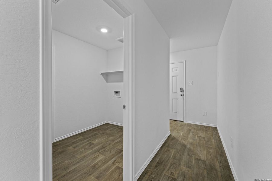 Spacious, unfurnished interior of a new home in Sereno Springs, Converse (Image 13). Spacious, unfurnished interior of a new home in Sereno Springs, Converse (Image 13).