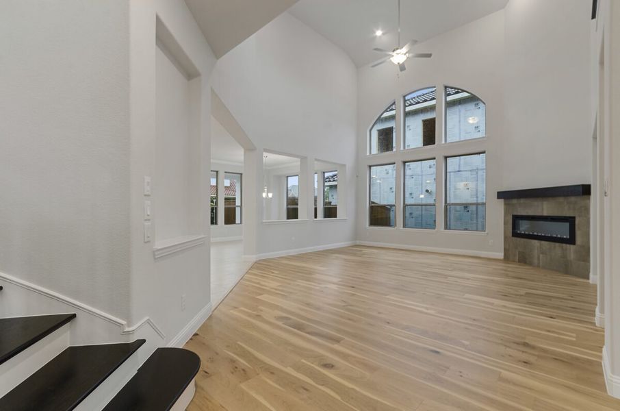 Representative unfurnished interior of a home built from the Biltmore by Landon Homes in Lexington Frisco, Frisco (Image 11).