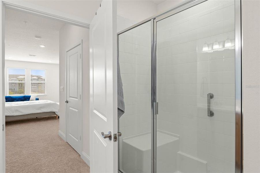 Furnished interior view inside a new home in , Orlando (Image 12).