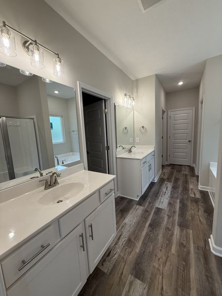 Furnished interior in a model home at Fox Run in Manchester (Image 6).