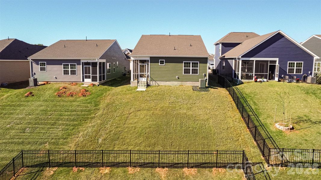 Exterior details and patio area of a home in Elizabeth, Fort Mill (Image 24).