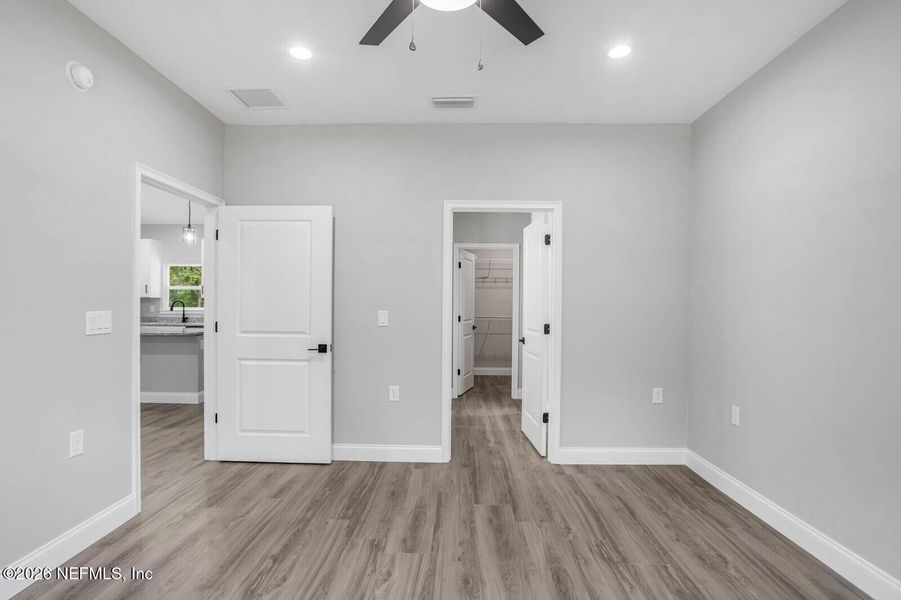 Spacious, unfurnished interior of a new home in , Starke (Image 13).