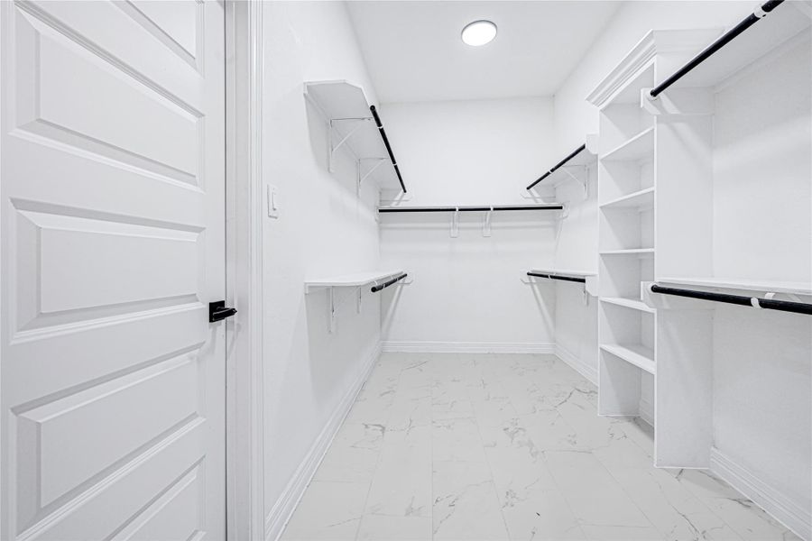 Spacious, unfurnished interior of a new home in , League City (Image 22). Spacious, unfurnished interior of a new home in , League City (Image 22).