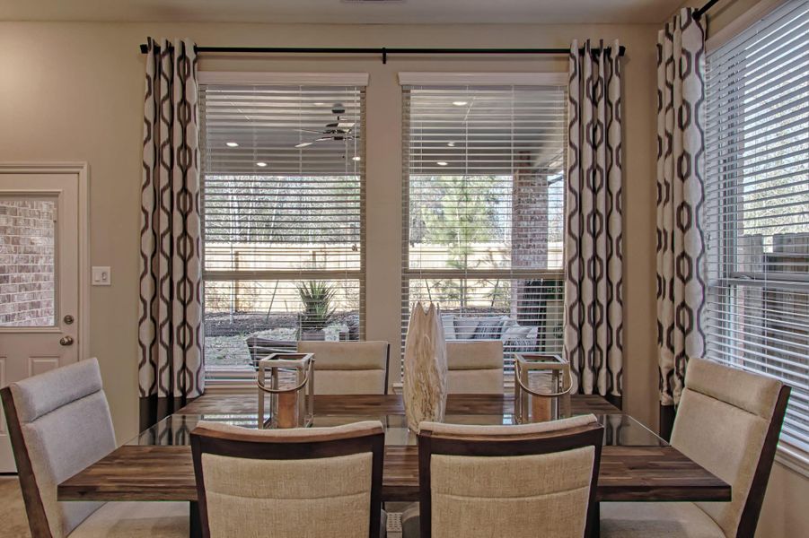 Furnished interior view inside a new home in Beacon Point, Texas City (Image 16). Furnished interior view inside a new home in Beacon Point, Texas City (Image 16).